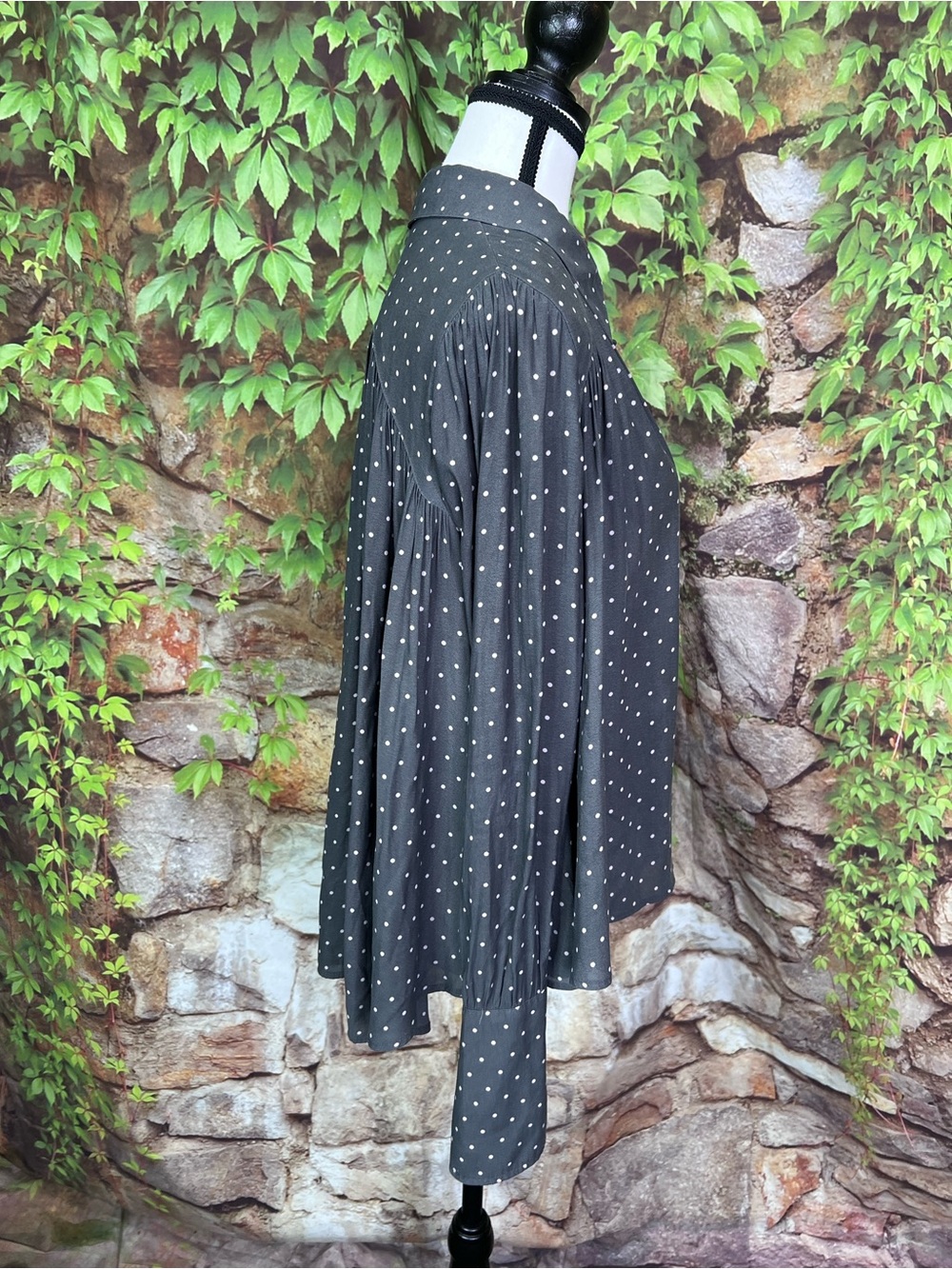 FREE PEOPLE Hi/Lo Gray Dotted Button Front Boho Workwear Swing Blouse, S - Picture 12 of 16